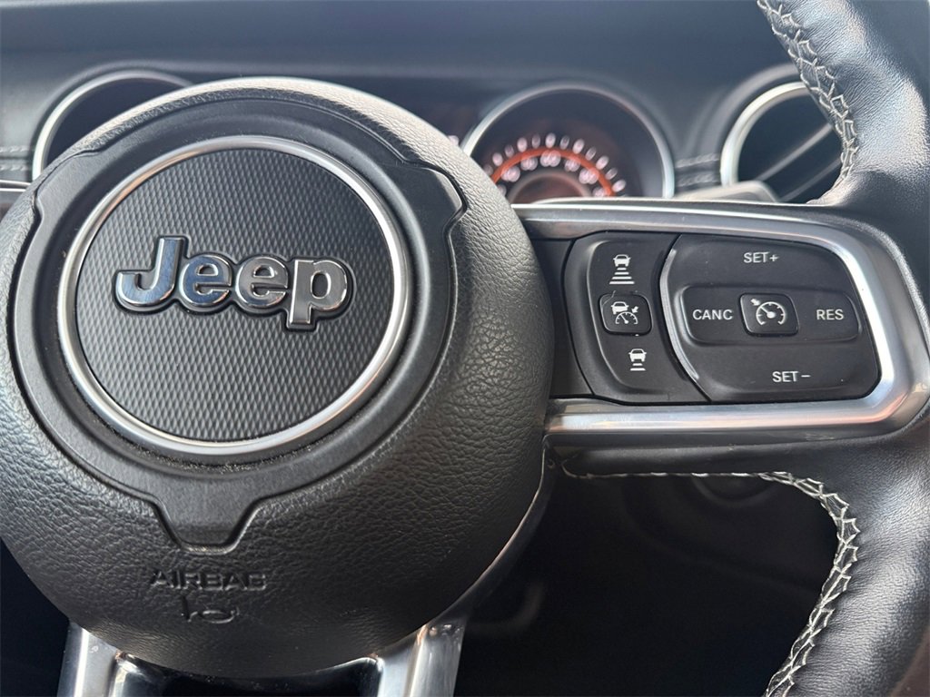 Used 2020 Jeep Gladiator Overland w/ LED Lighting Group image 26