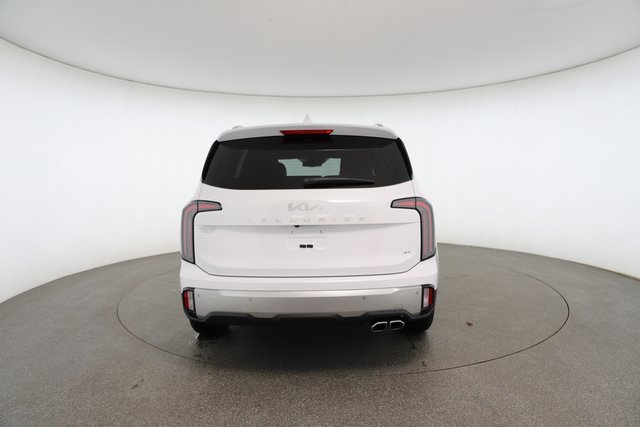 Used 2023 Kia Telluride EX w/ EX Captain's Chair Package image 14