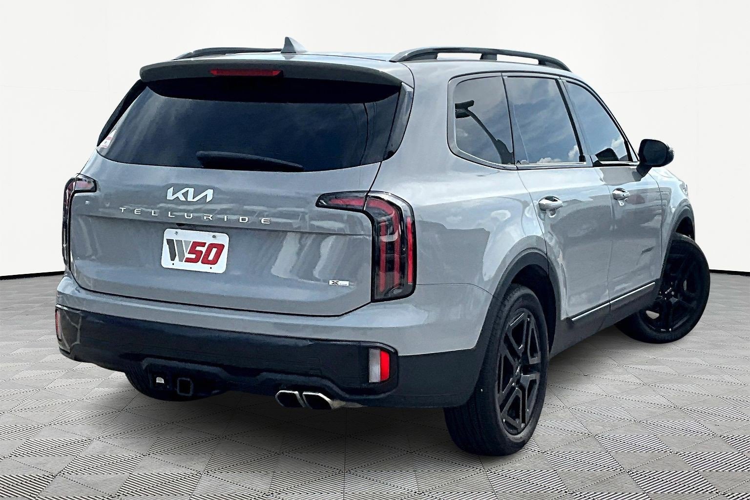 Used 2024 Kia Telluride EX X-Line image 6