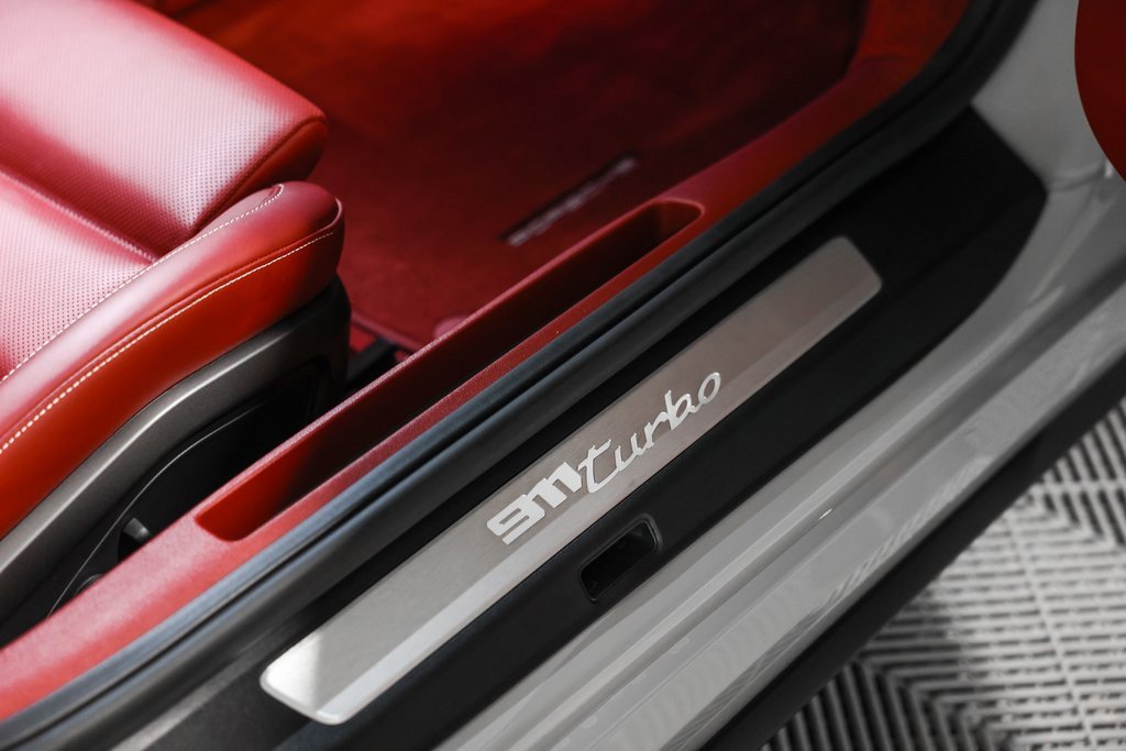 Used 2022 Porsche 911 Turbo image 22