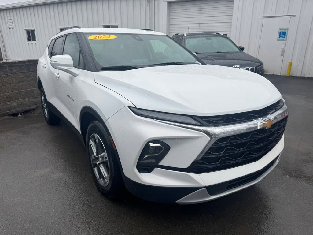 Used 2024 Chevrolet Blazer LT image 7