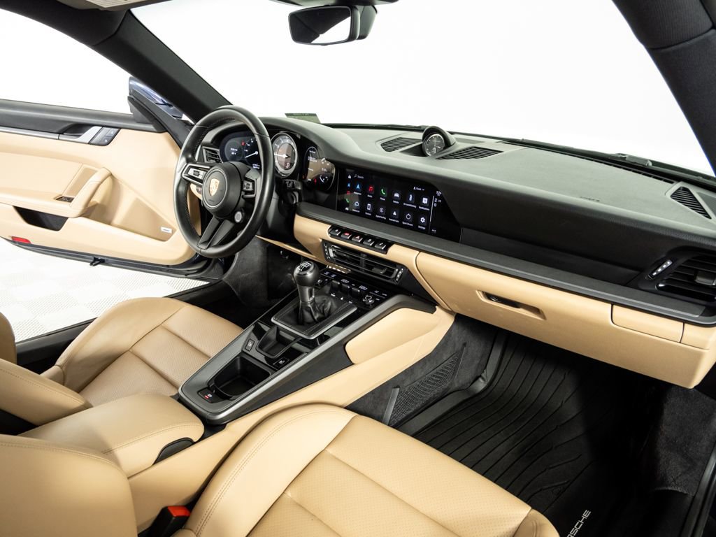 Certified 2022 Porsche 911 Carrera S RWD image 20