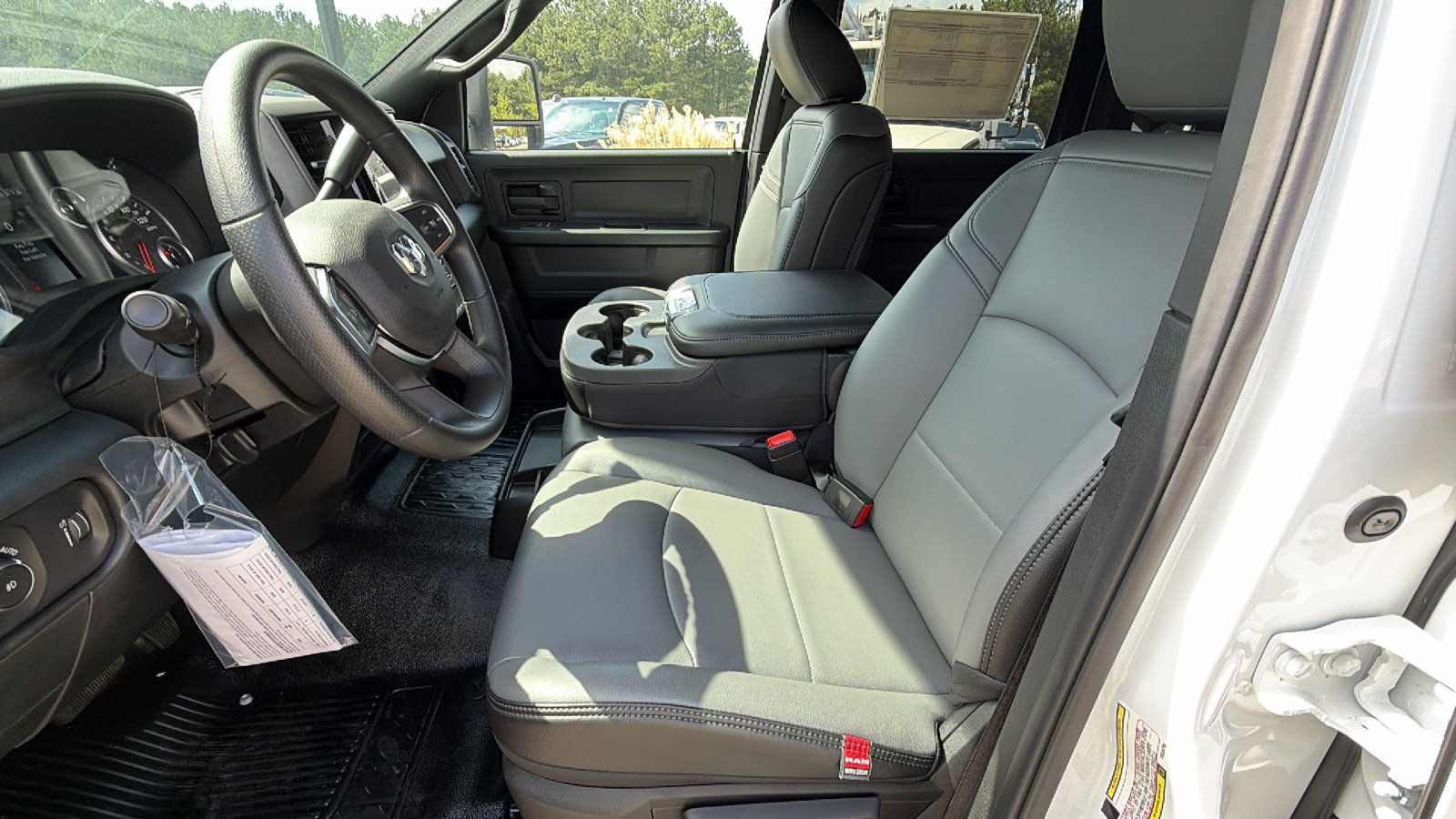New 2026 RAM 5500 Tradesman w/ Chrome Appearance Group AWD/4WD image 16