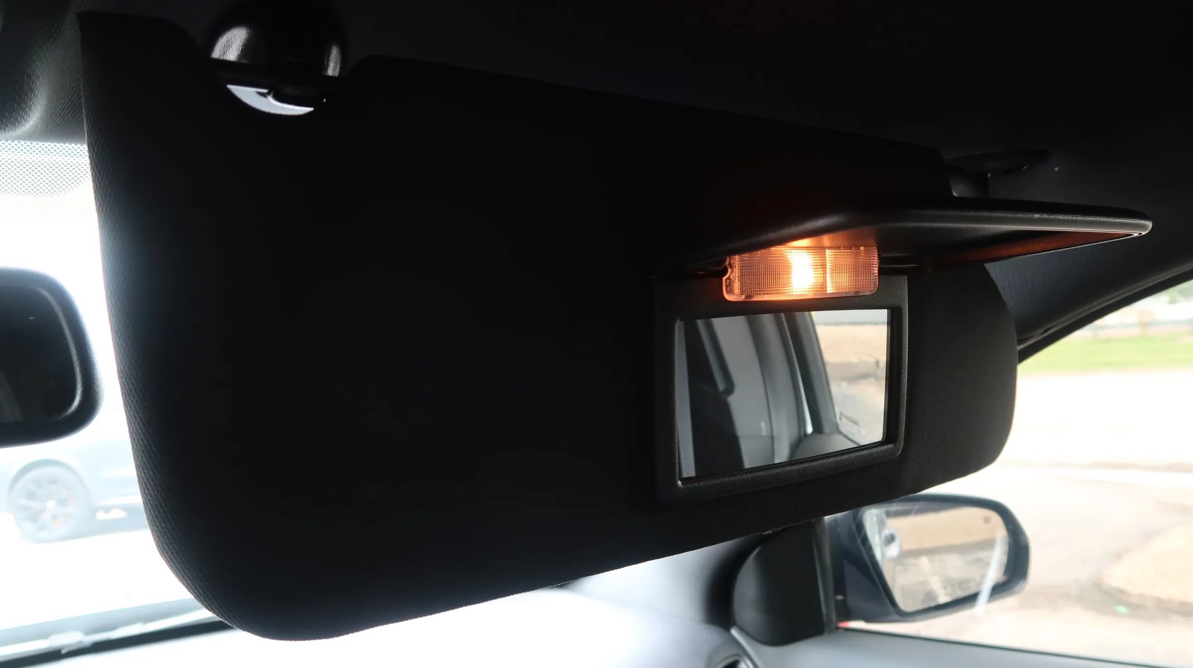 Used 2014 Dodge Avenger SXT FWD image 38