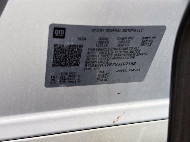 Used 2025 Buick Enclave Avenir FWD image 31