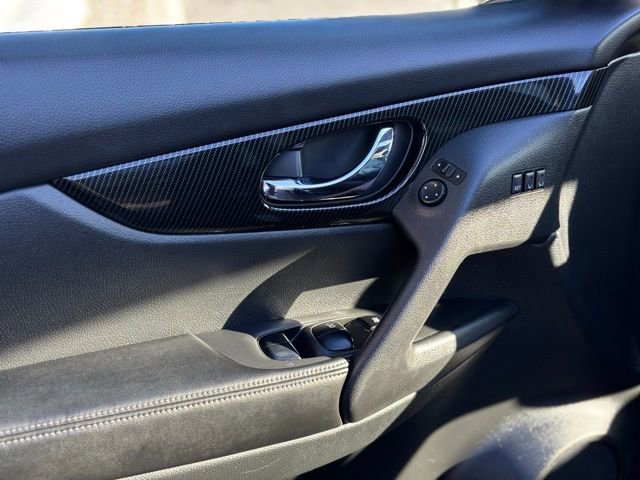 Used 2017 Nissan Rogue SL w/ SL Premium Package AWD/4WD image 21