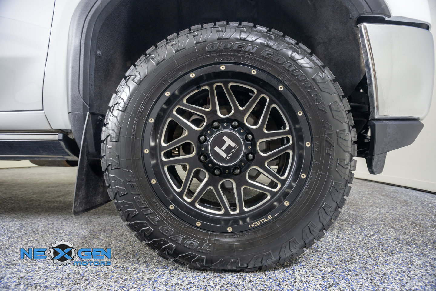 Used 2023 GMC Sierra 2500 Denali w/ Denali Ultimate Package AWD/4WD image 46