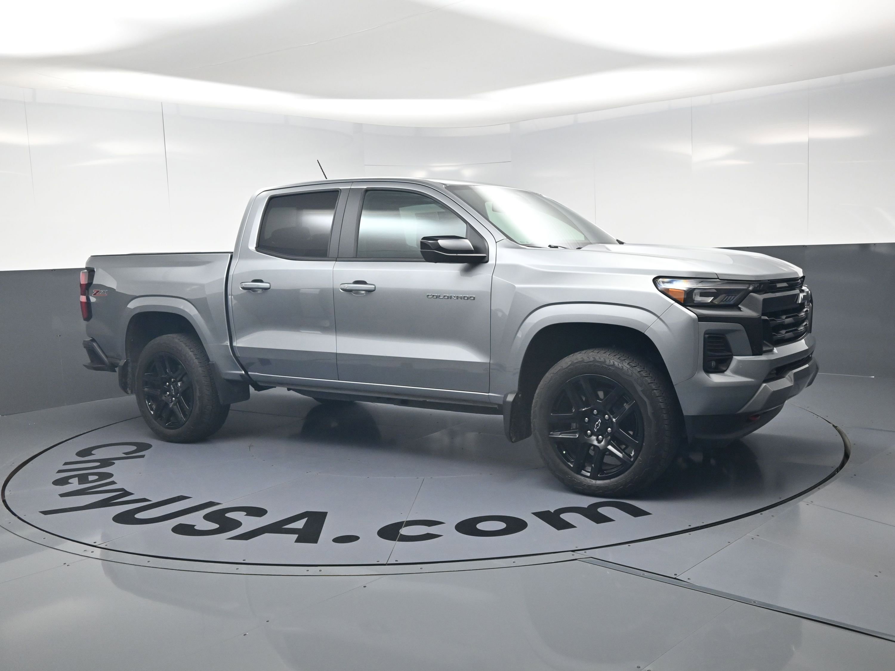 Used 2024 Chevrolet Colorado Z71 w/ Z71 Convenience Package 2 AWD/4WD video 2