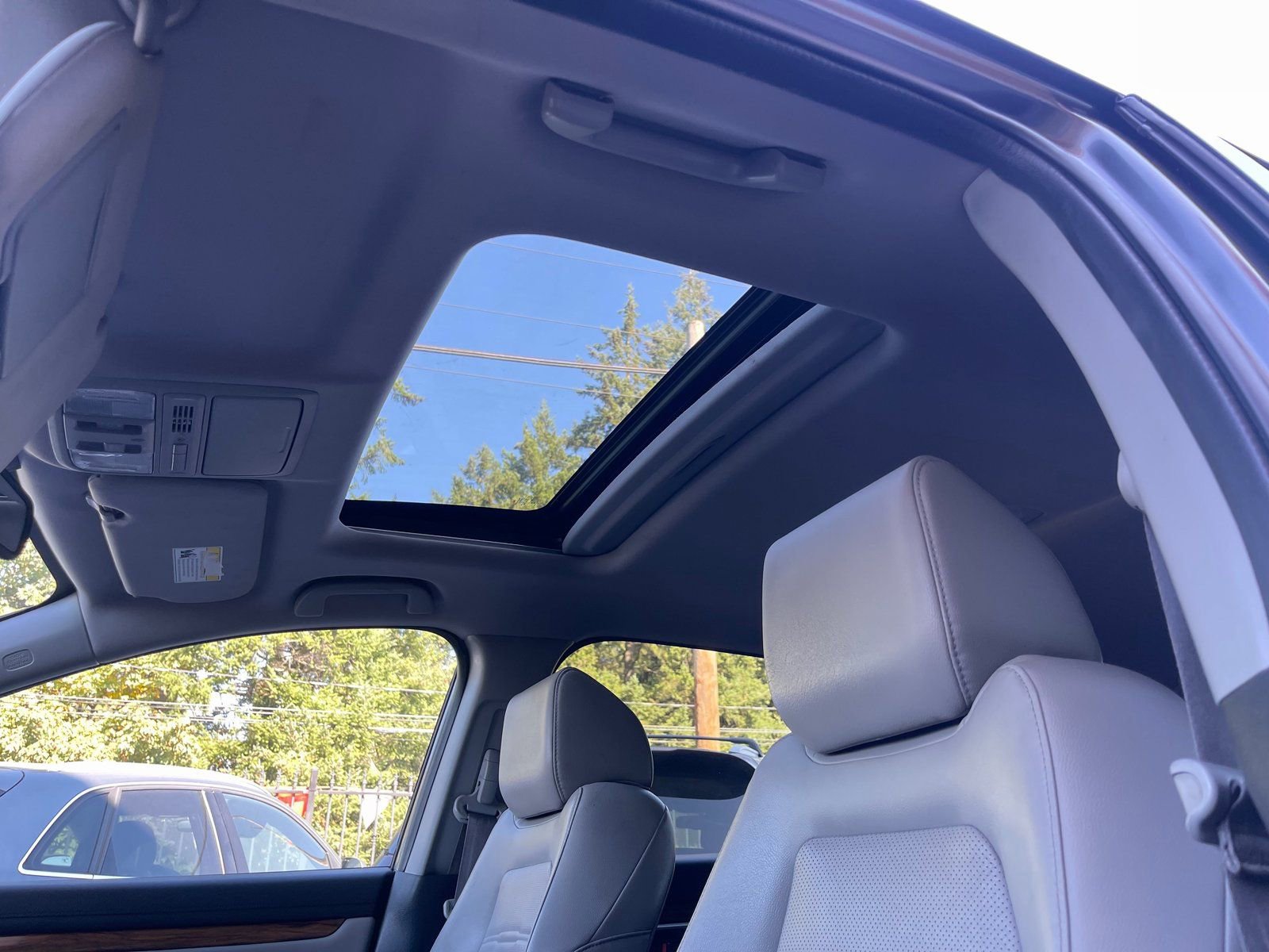 Used 2017 Honda CR-V EX-L image 13