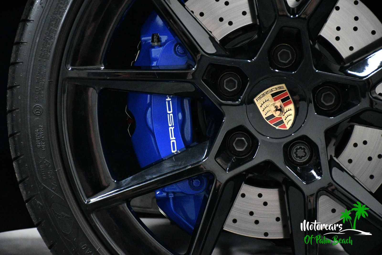 Used 2025 Porsche 911 Carrera RWD image 25