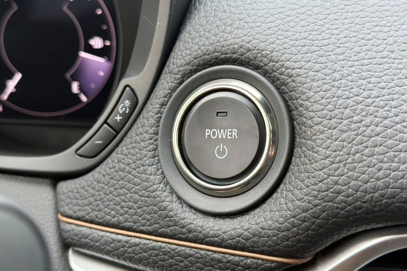 Certified 2025 MAZDA CX-90 Plug-In Hybrid w/Premium Sport image 21