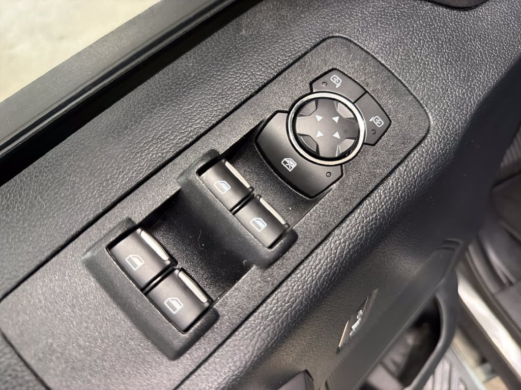 Used 2019 Ford F150 XLT w/ Equipment Group 302A Luxury RWD image 16