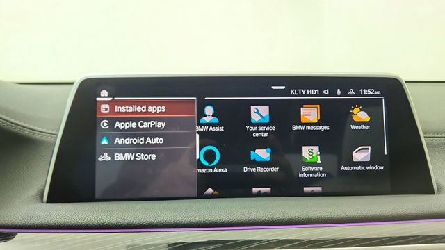 Used 2022 BMW 740i xDrive w/ M Sport Package image 50