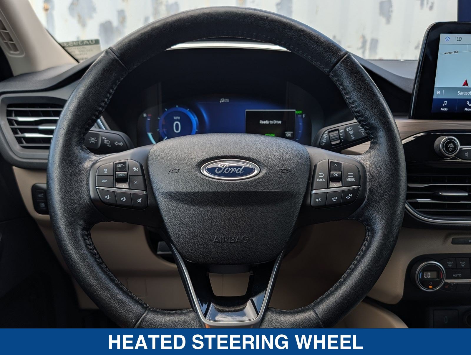 Used 2020 Ford Escape Titanium FWD image 28