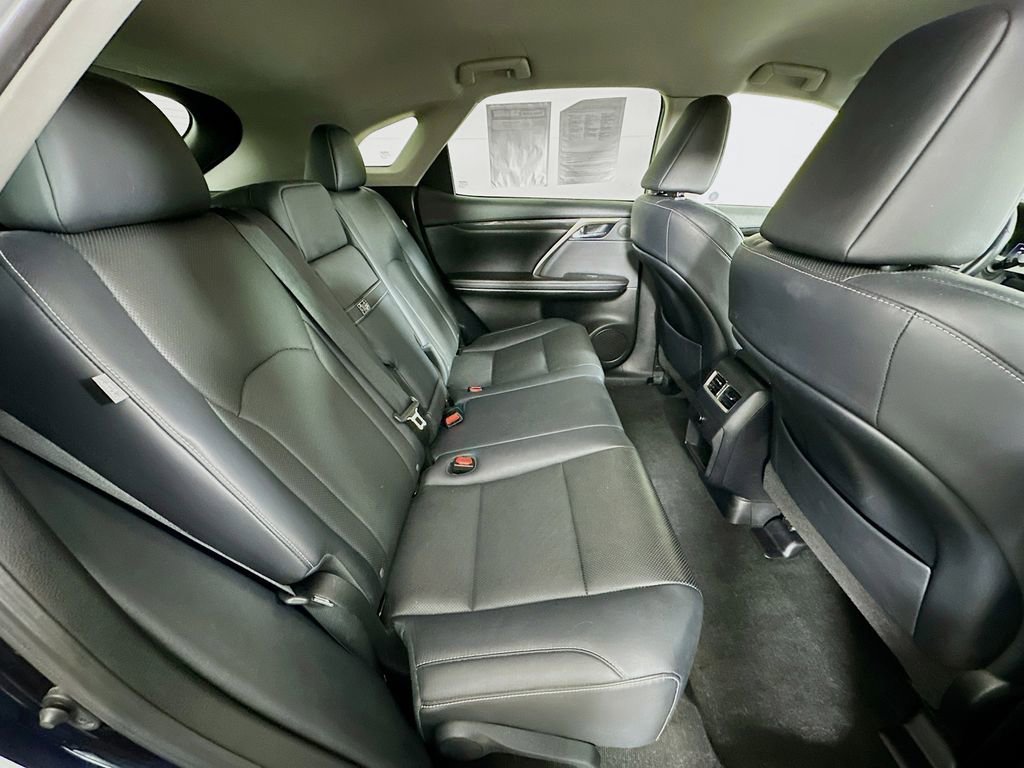 Used 2019 Lexus RX 450h AWD image 32