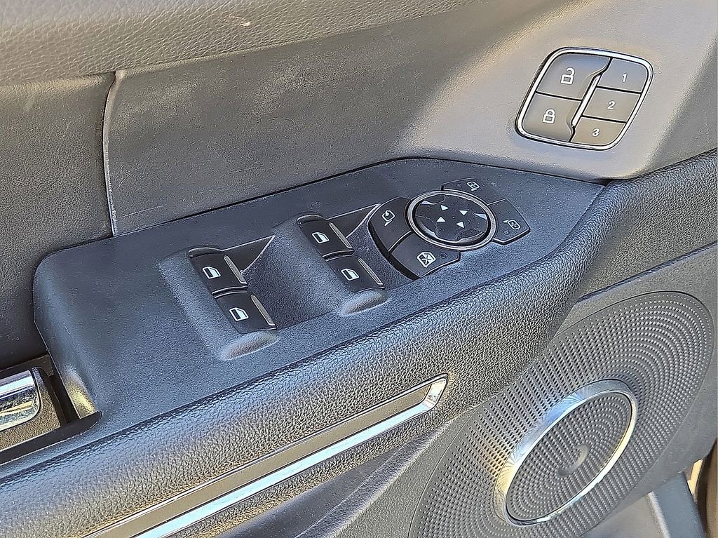 Used 2022 Ford Expedition Max XLT image 21