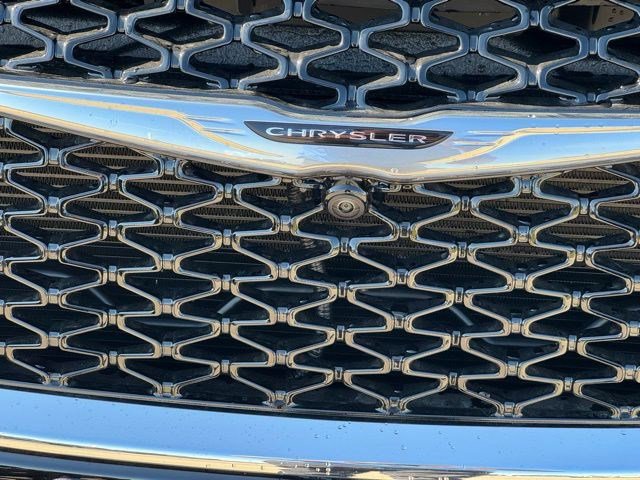 New 2026 Chrysler Pacifica Select image 42