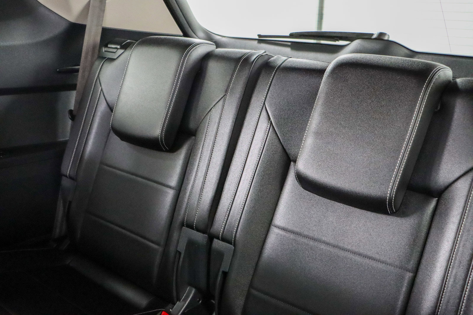 Used 2023 Volkswagen Atlas SEL R-Line image 27