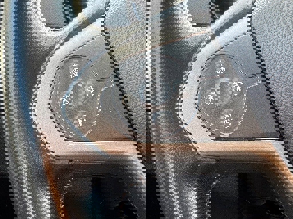 Used 2016 Chevrolet Colorado Z71 image 16