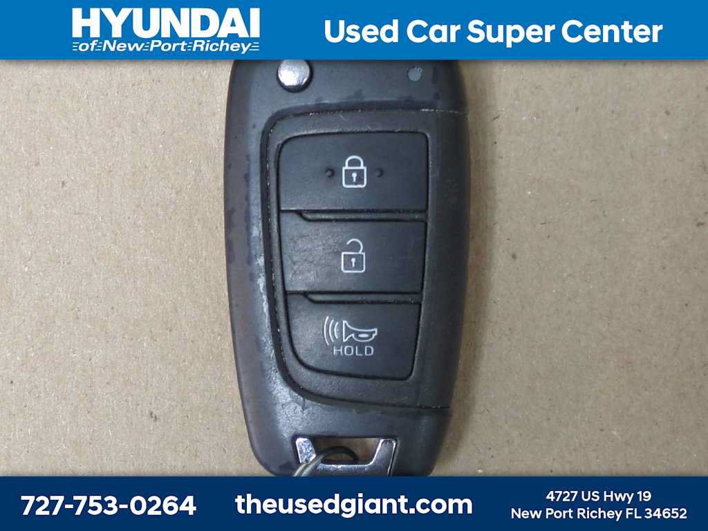 Certified 2023 Hyundai Venue SEL w/ Cargo Package FWD image 29