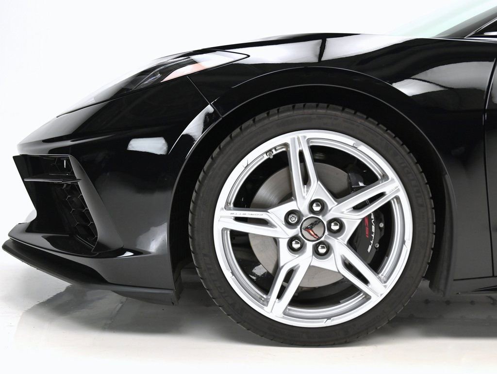 Used 2023 Chevrolet Corvette Stingray Preferred Cpe w/ Z51 Performance Package RWD image 30