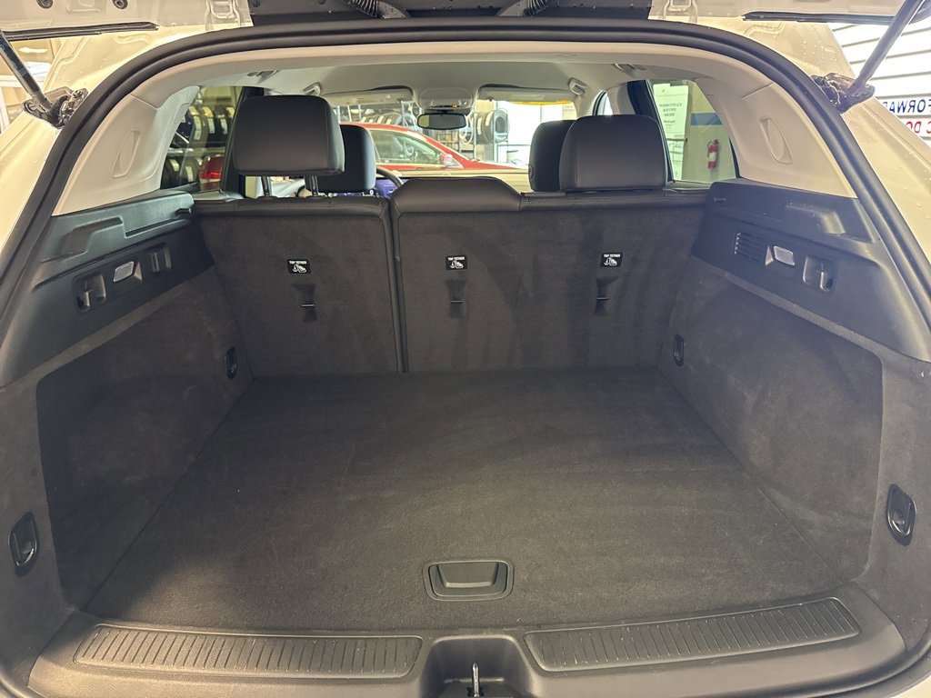 Used 2025 Buick Envision Preferred image 28