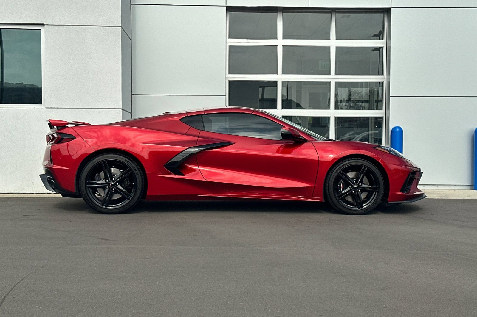 Used 2026 Chevrolet Corvette Stingray Coupe w/ Z51 Performance Package RWD image 3
