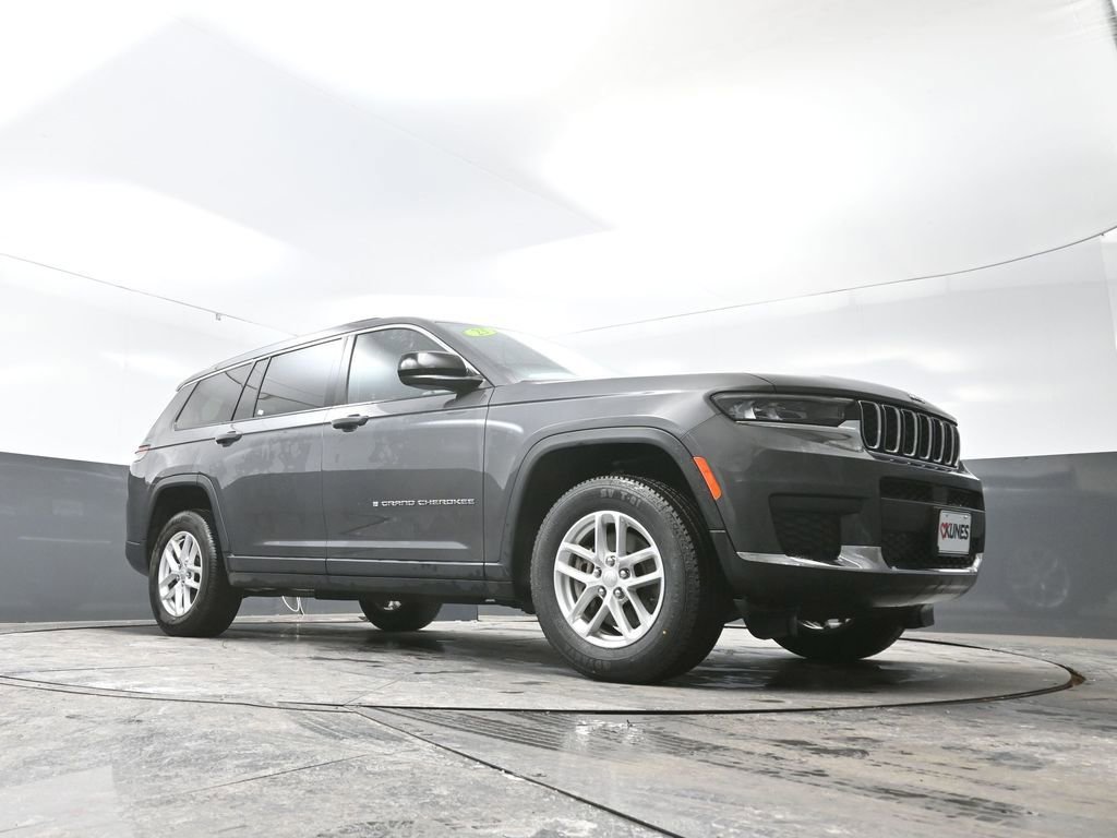 Used 2023 Jeep Grand Cherokee L Laredo image 53