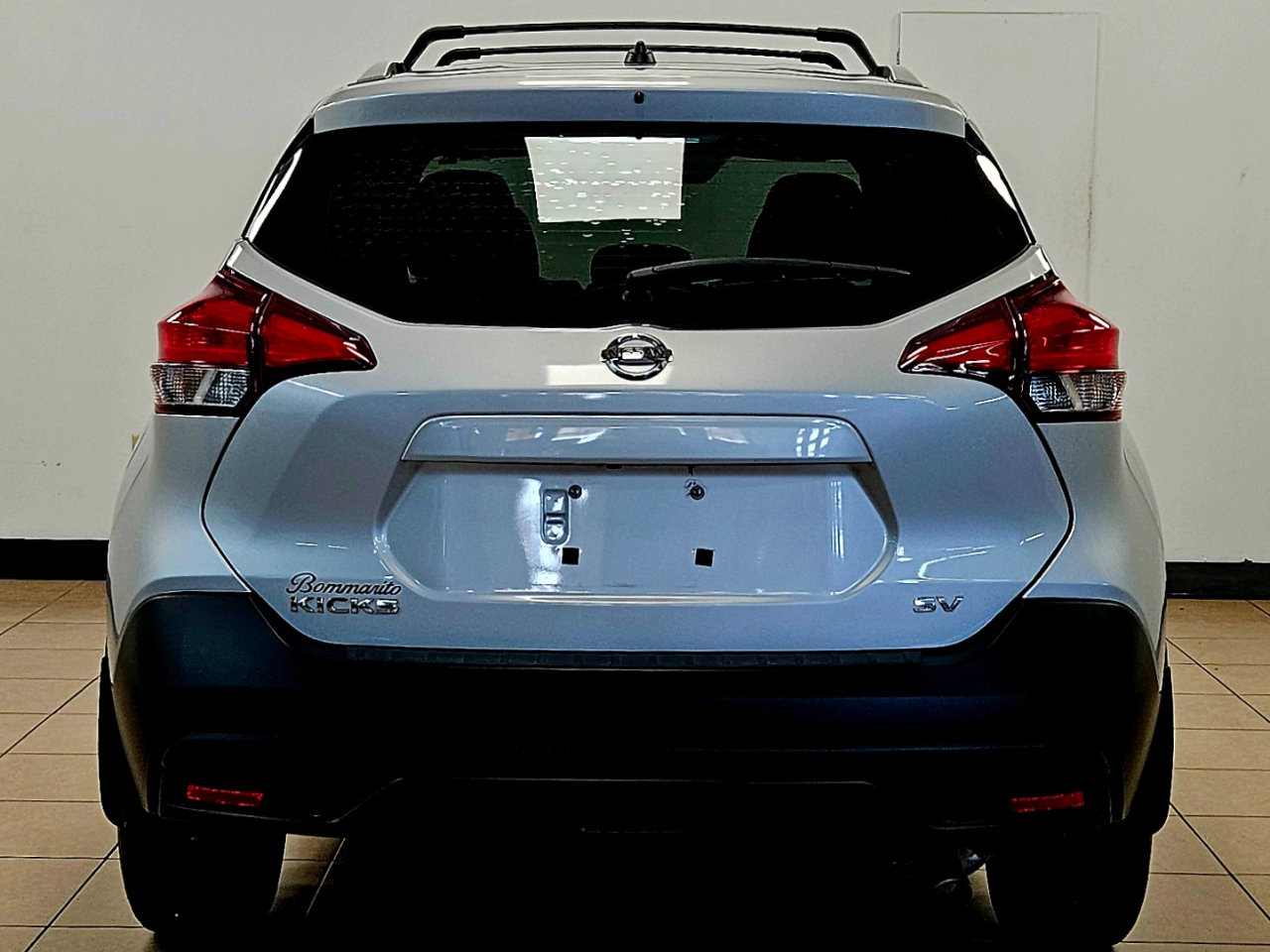 Used 2018 Nissan Kicks SV w/ Exterior Package image 5