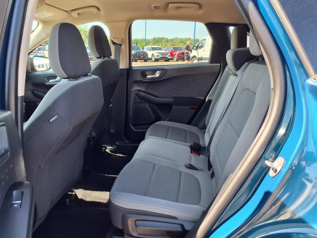 Certified 2020 Ford Escape SE image 11