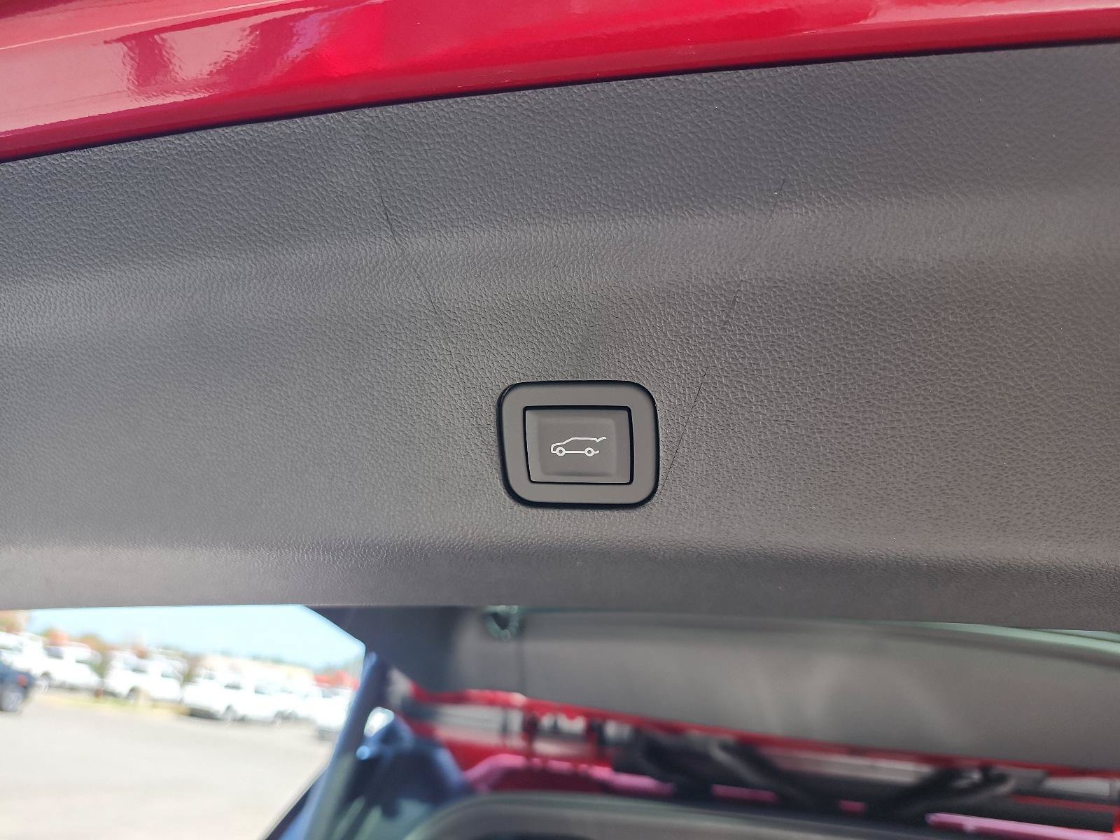 New 2026 GMC Yukon Denali w/ Sun & Power Step Package AWD/4WD image 9