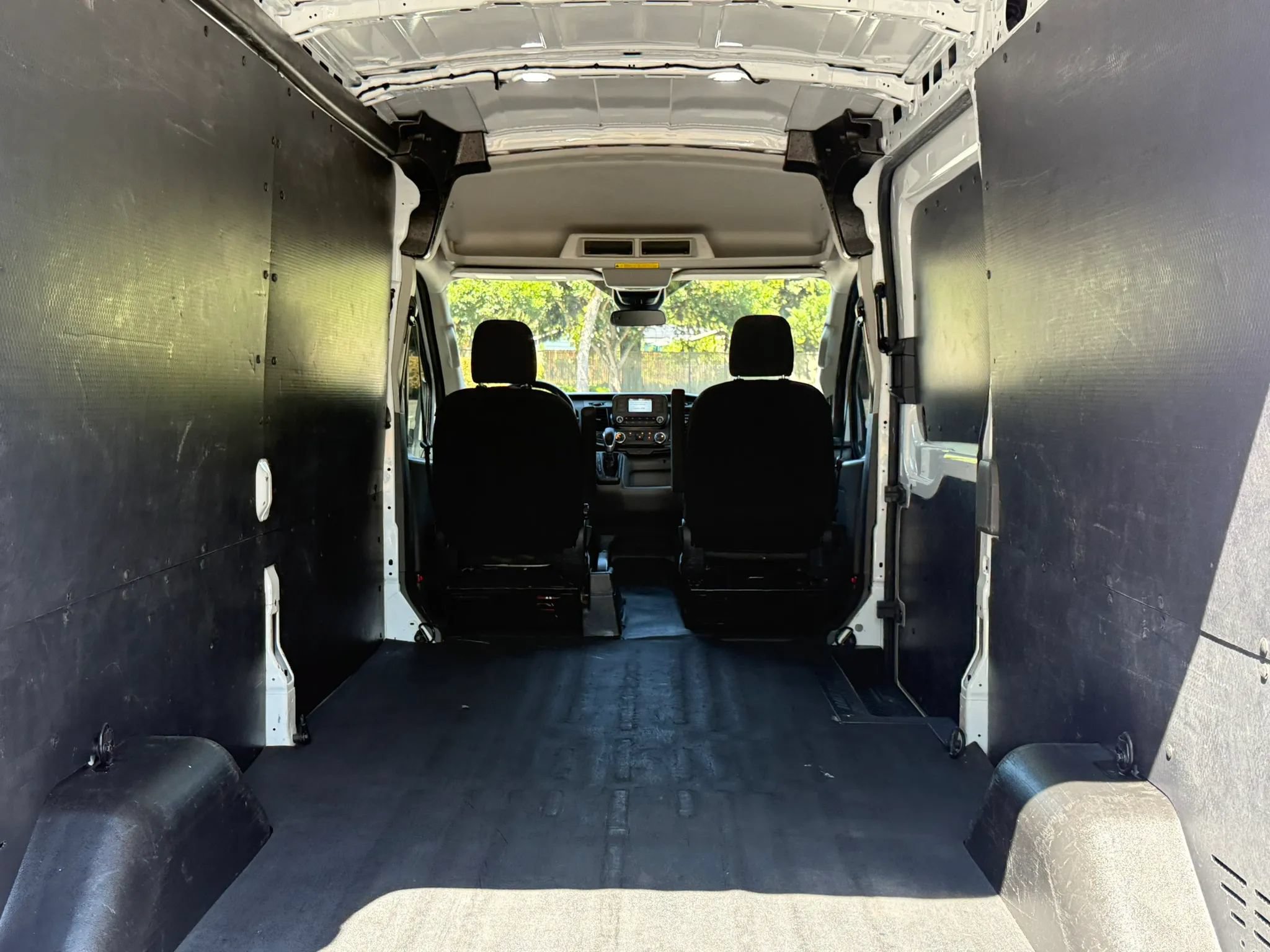 Used 2020 Ford Transit 250 Medium Roof w/ Interior Upgrade Package RWD image 3