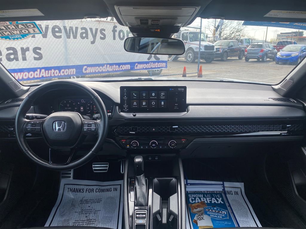 Used 2023 Honda Accord Sport image 18