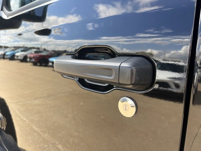 Used 2019 Jeep Wrangler Unlimited Sahara image 65