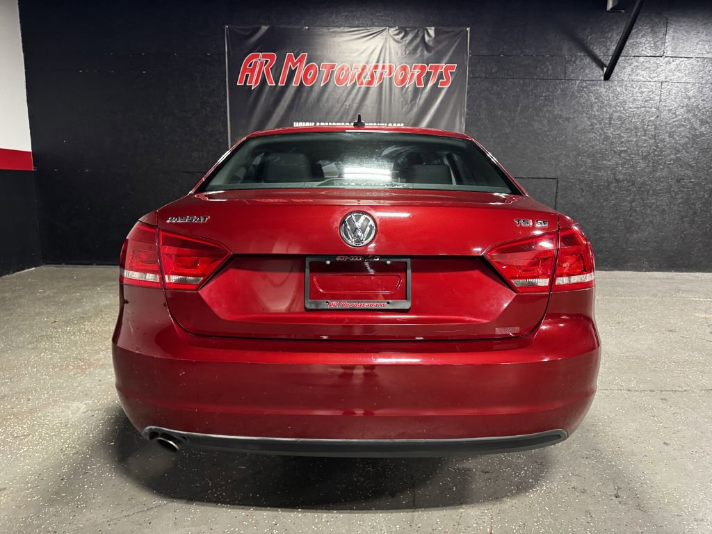 Used 2015 Volkswagen Passat 1.8T SE FWD image 4