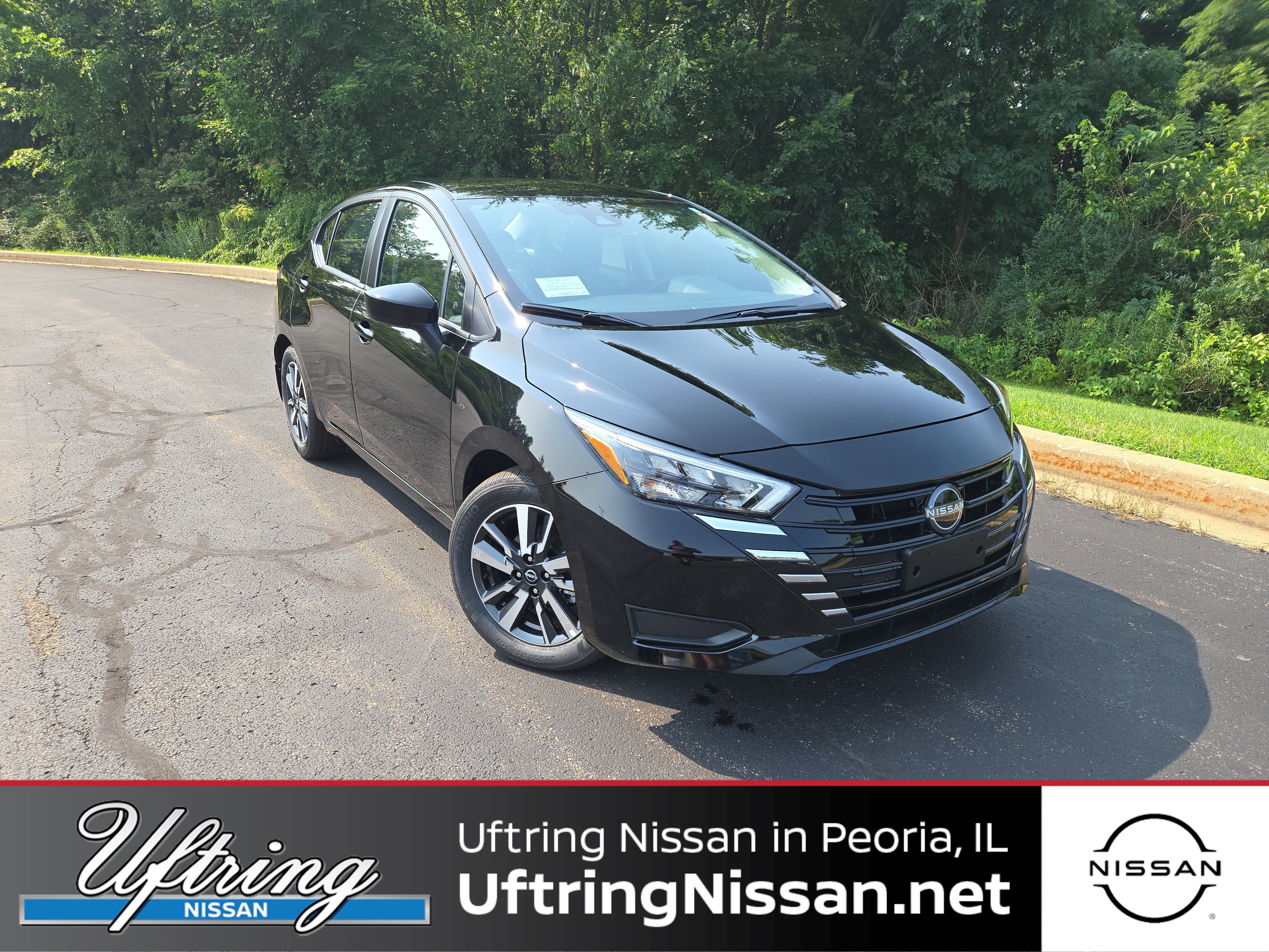 New 2025 Nissan Versa SV w/ Trunk Package