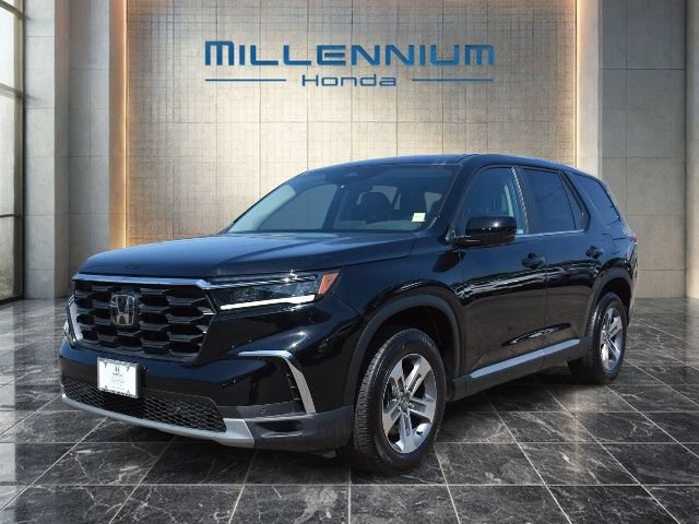 Used 2025 Honda Pilot EX-L 360° Tour