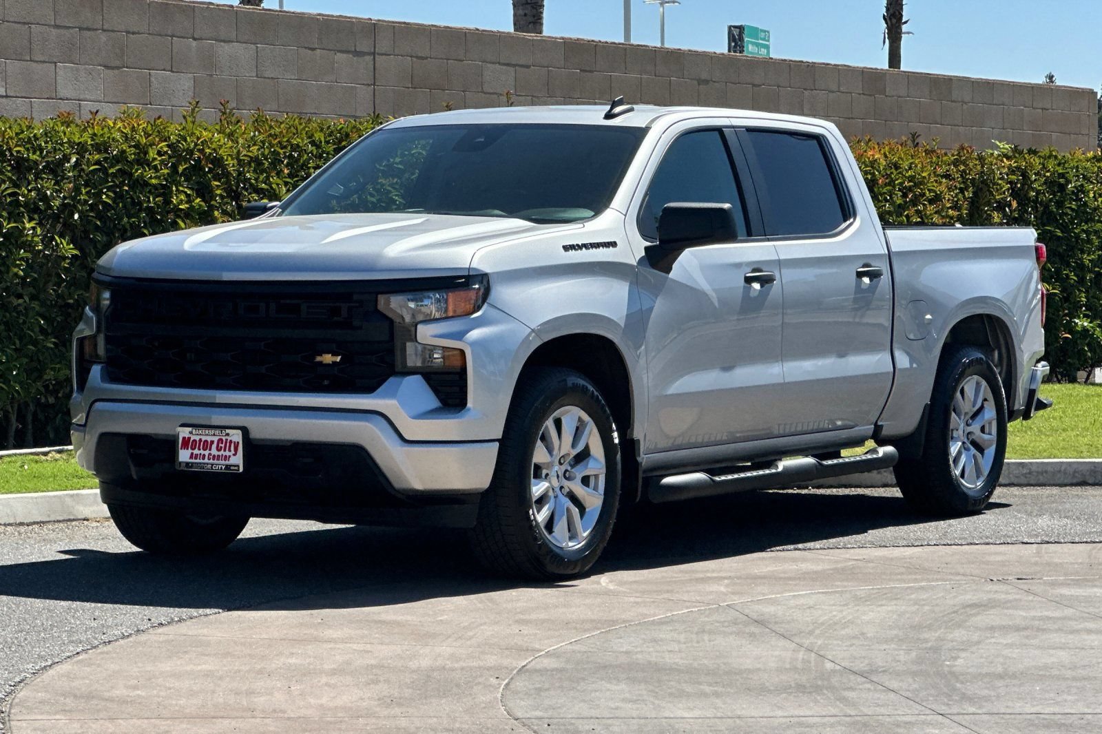 Certified 2022 Chevrolet Silverado 1500 Custom RWD image 8