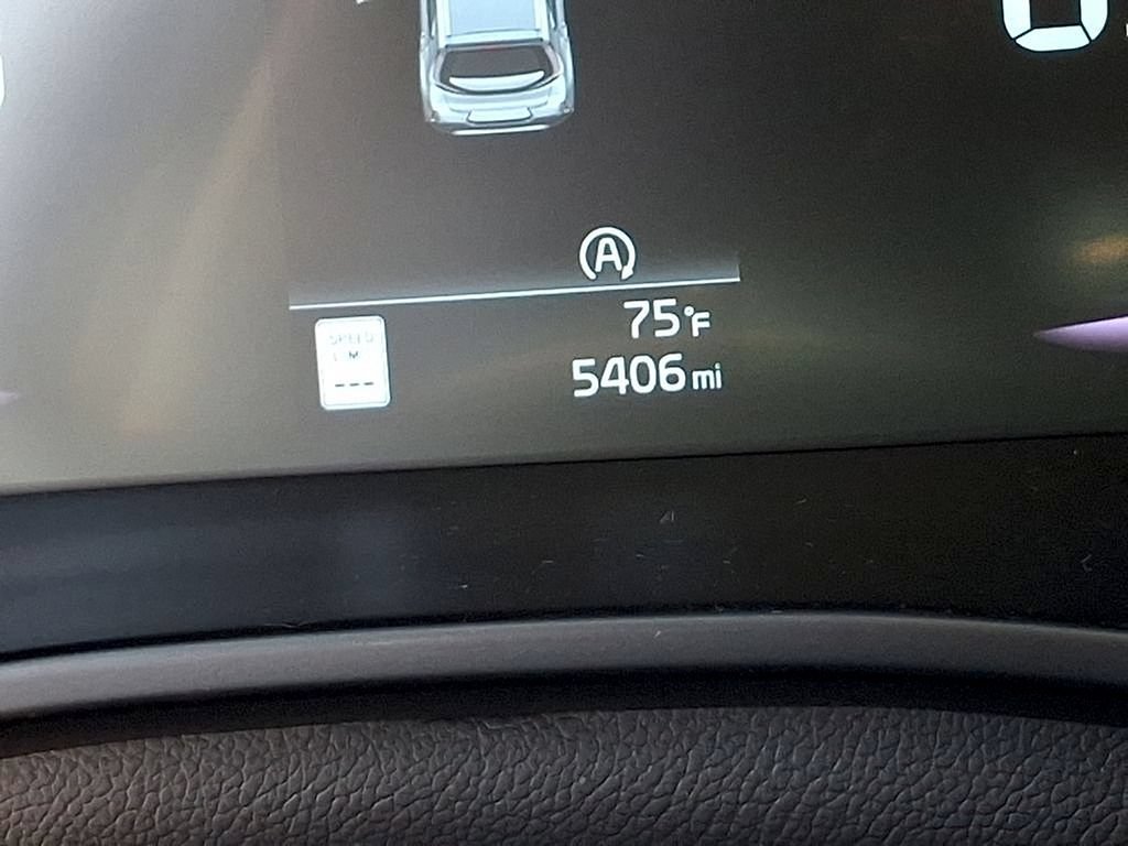 Used 2025 Kia Soul LX w/ LX Technology Package FWD image 19