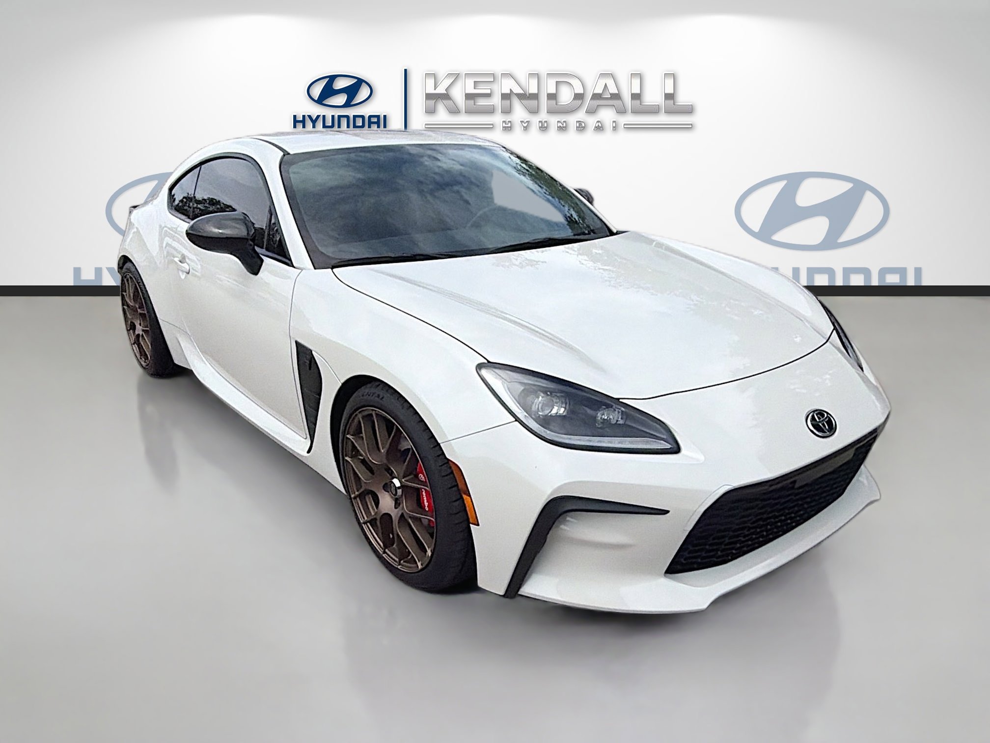 Used 2025 Toyota GR86 Premium w/ Performance Package RWD image 1