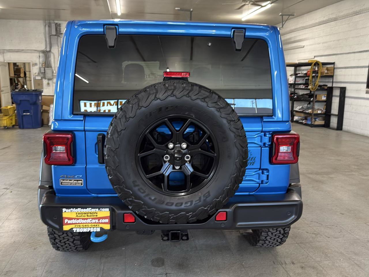 Used 2024 Jeep Wrangler Unlimited AWD/4WD image 3