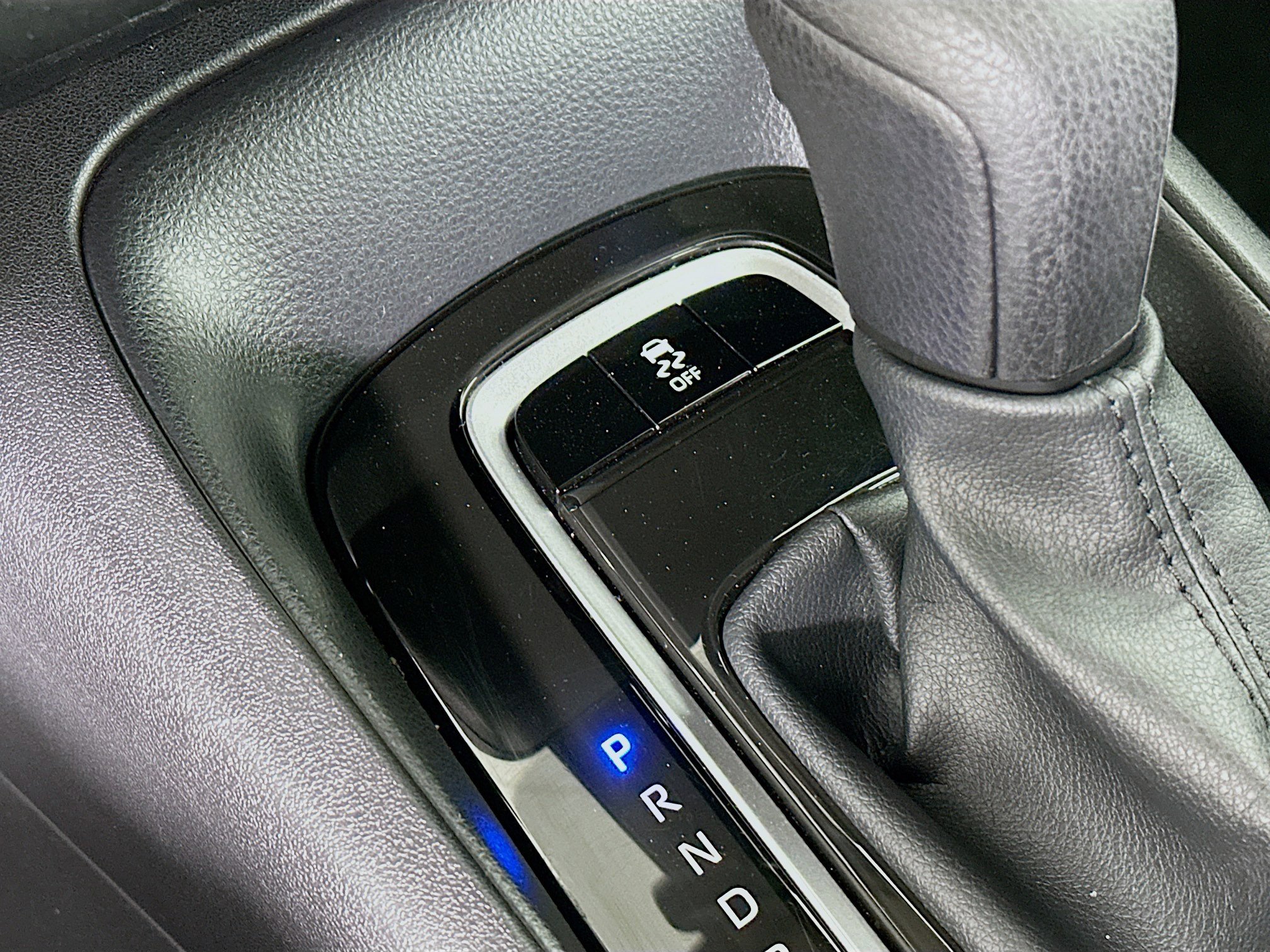 Used 2025 Toyota Corolla LE image 24