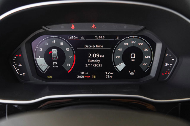 Certified 2025 Audi Q3 2.0T Premium w/ Convenience Package image 16