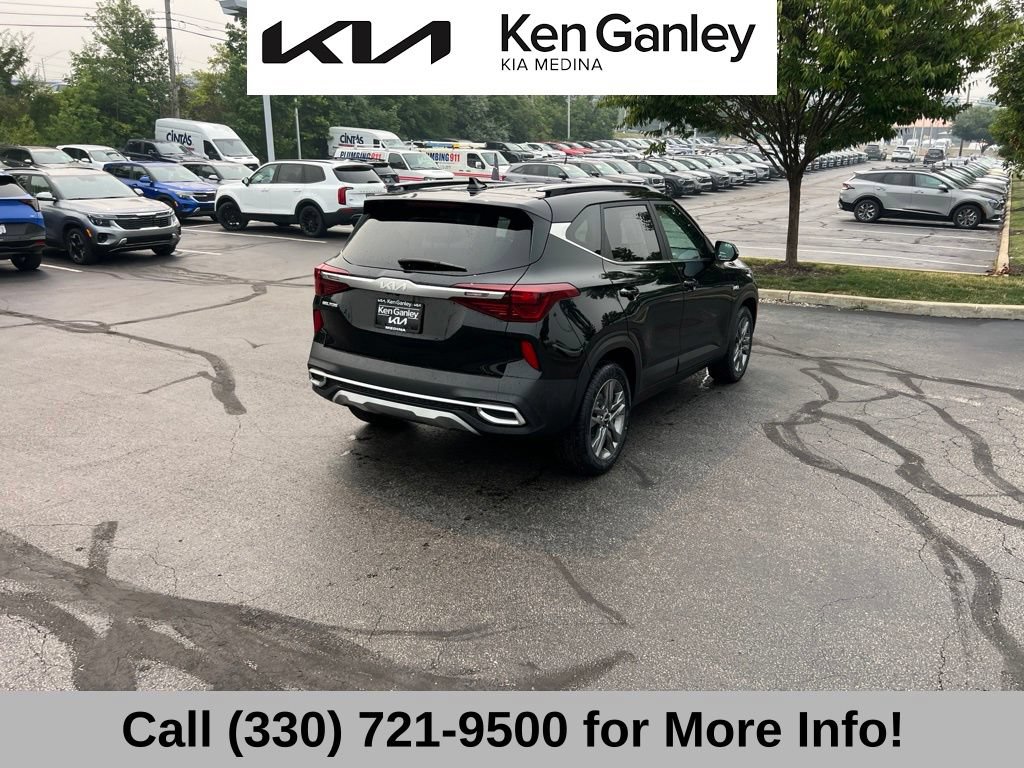Certified 2023 Kia Seltos S w/ Navigation Package AWD/4WD image 11