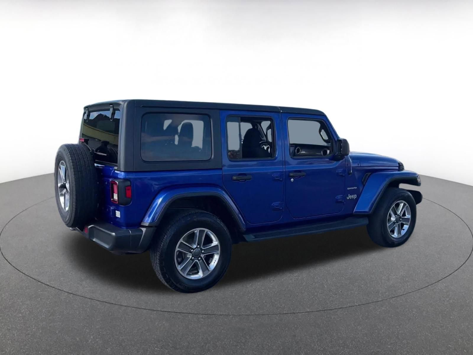 Used 2020 Jeep Wrangler Unlimited Sahara image 14