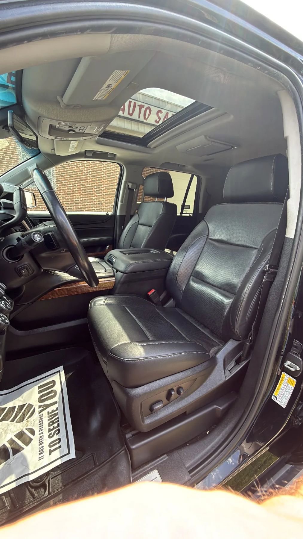 Used 2018 Chevrolet Tahoe Premier AWD/4WD image 21