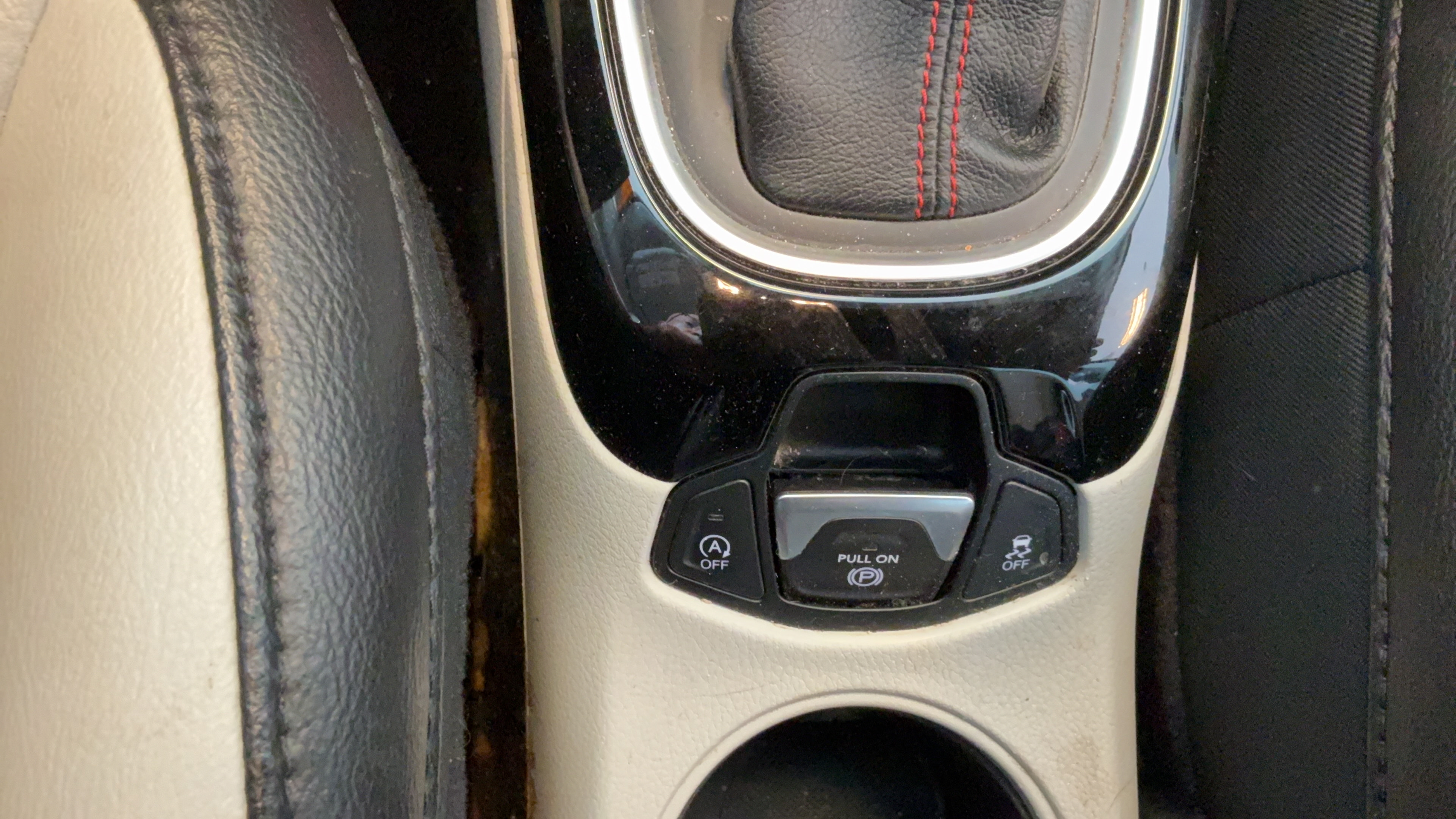 Used 2018 Jeep Compass Limited AWD/4WD image 20