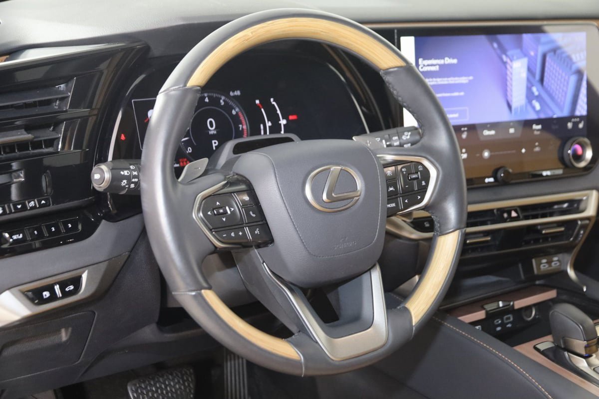 Used 2023 Lexus RX 350 Premium w/ Accessory Package (K3) AWD/4WD image 6