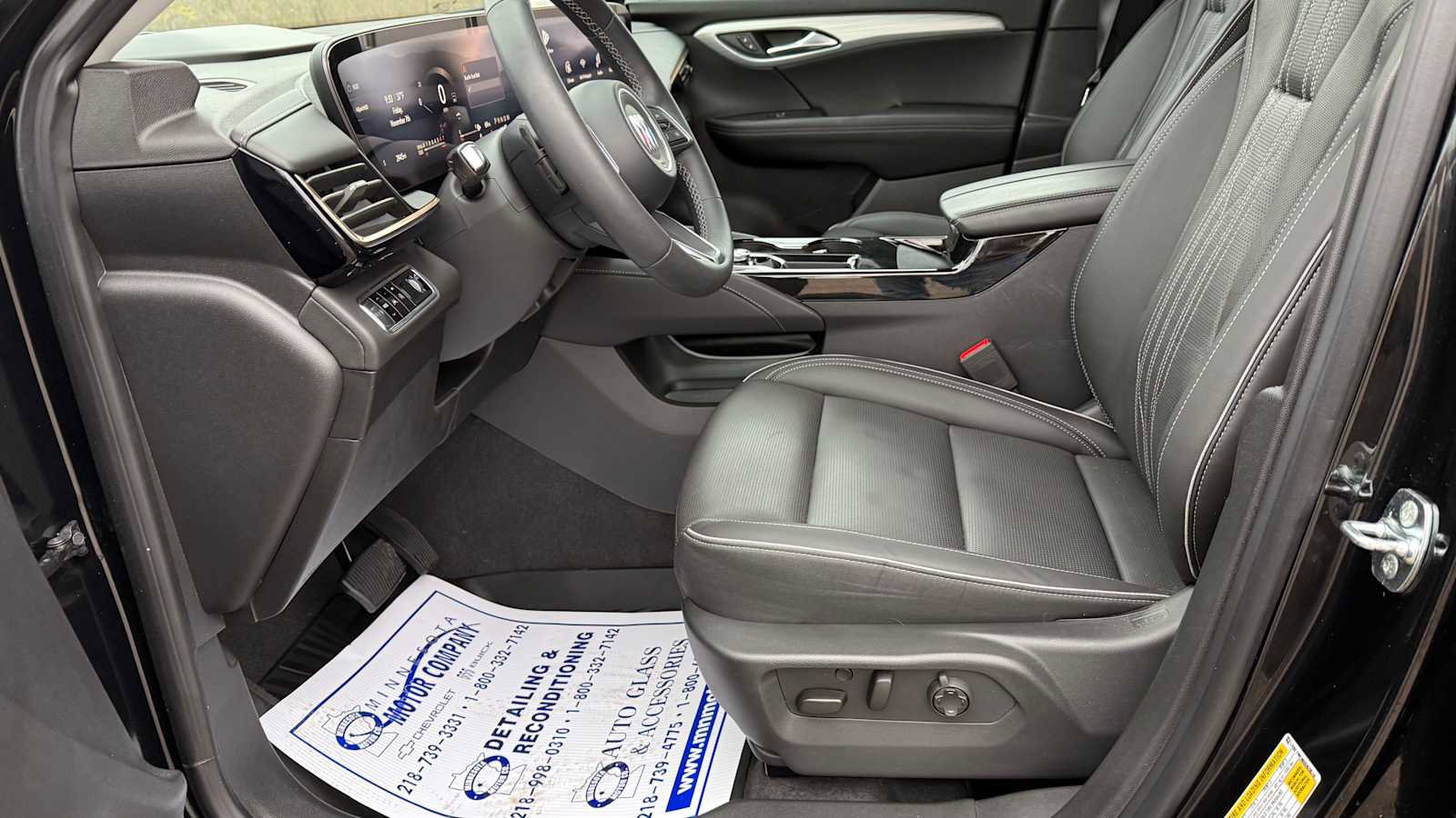 Used 2025 Buick Envision Avenir image 7