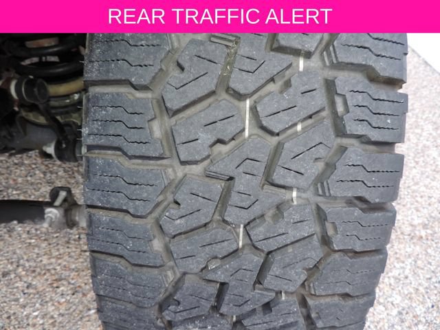 Used 2024 Jeep Gladiator Rubicon w/ Safety Group AWD/4WD image 16